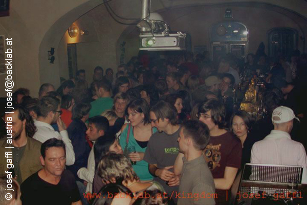 kingdom_of_illusions_19