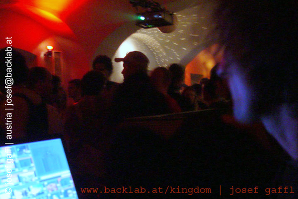 kingdom_of_illusions_2