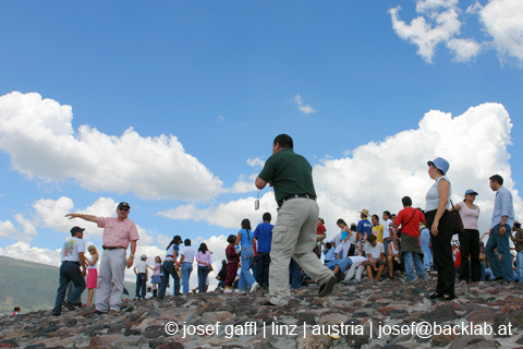 mexico_sightseeing_teotihuacan_guadalupe_frida_kahlo-13