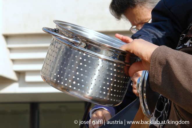 090404_flohmarkt_linz_rathaus-018