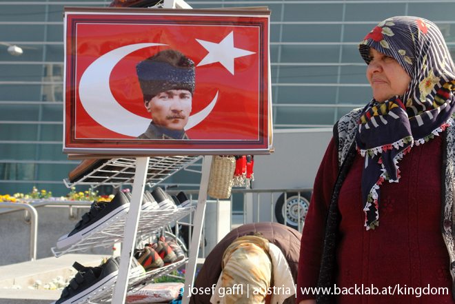 090404_flohmarkt_linz_rathaus-029