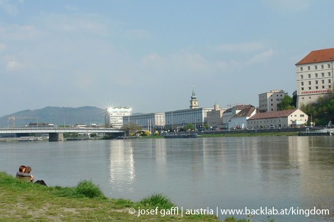 linz_danube_april_2009-01